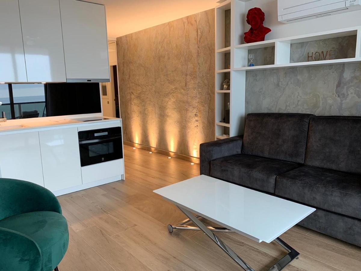 Luxurious Flat With Magical Sea View Lägenhet Marbella Exteriör bild